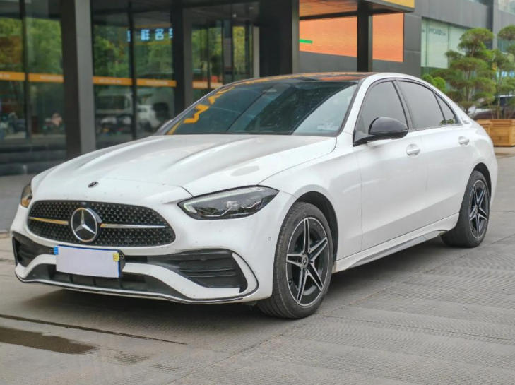 奔驰 C级 2023款 改款二 C 260 L 运动版